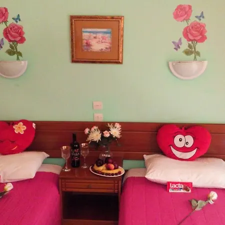 Tassos 2* פליראקי