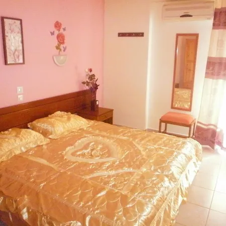 Tassos 2* ファリラキ